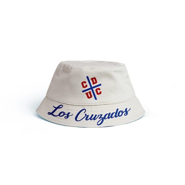 Bucket hat Universidad Católica 2